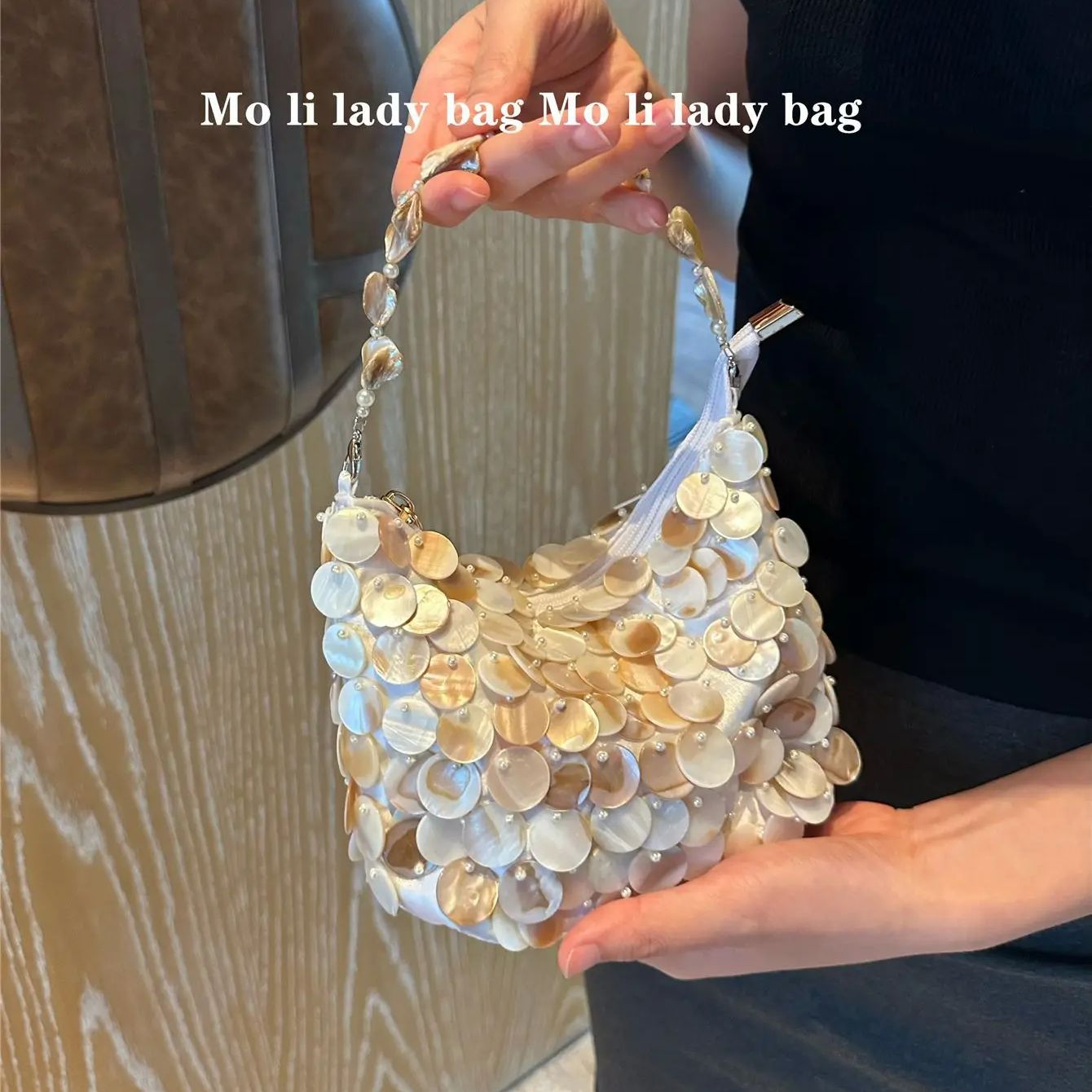 Luxury Sequin Internal Chain S - Interior Design Intern review and price