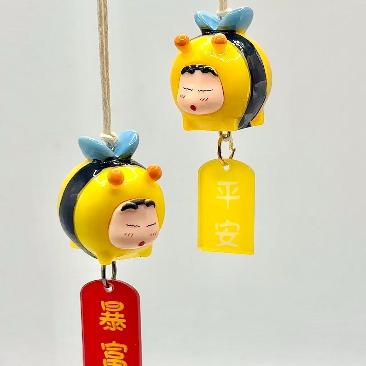Crayon Shin-chan Bee Cosplay F - Interior Design Application review and price